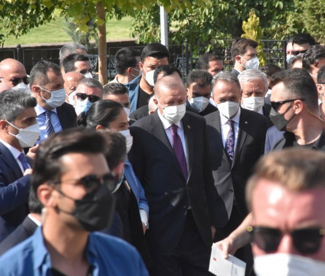Cumhurbaşkanı Erdoğan Ahlat’ta