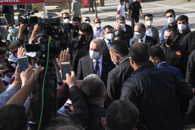 Cumhurbaşkanı Erdoğan Ahlat’ta