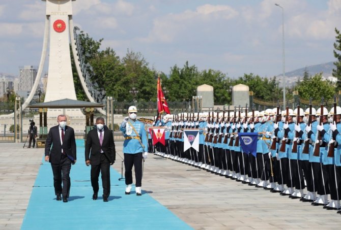 Cumhurbaşkanı Erdoğan, Angola Cumhurbaşkanı Laurenço’yu resmi törenle karşıladı