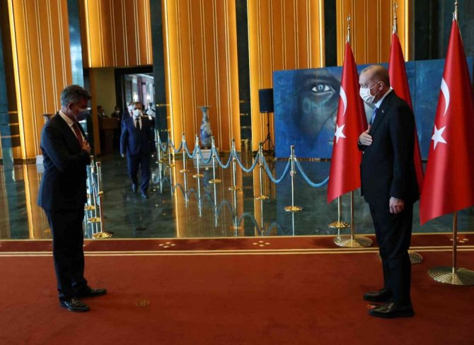 Cumhurbaşkanı Erdoğan bayram tebriklerini kabul etti