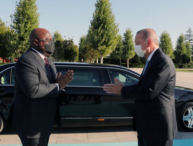 Cumhurbaşkanı Erdoğan, Kongo Cumhurbaşkanı Tshilombo’yu resmi törenle karşıladı