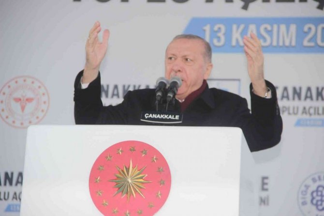 Cumhurbaşkanı Erdoğan: “O yumrukları millete değil, gücünüz yetiyorsa bize sallayın”