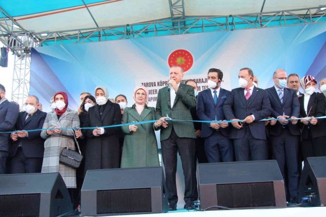 Cumhurbaşkanı Erdoğan Siirt’te 2 milyar 500 milyonluk yatırımın toplu açılışını yaptı