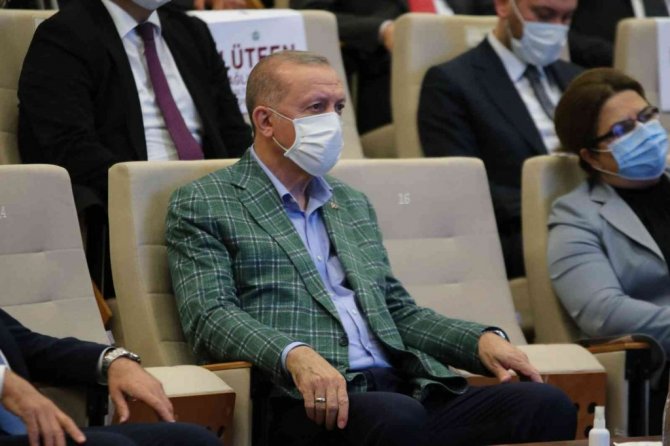 Cumhurbaşkanı Erdoğan: “Türkiye, dünyada öğrencilerine en çok barınma imkanı sağlayan ülkedir”