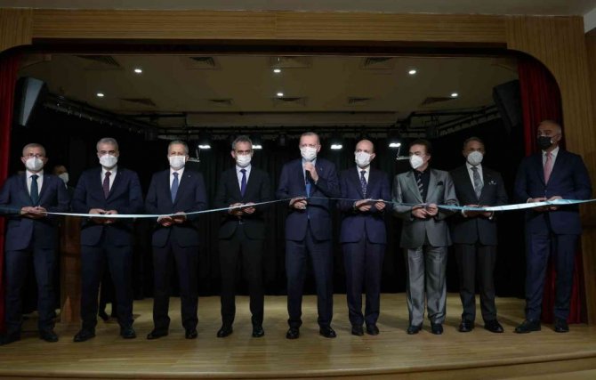 Cumhurbaşkanı Erdoğan, Üsküdar’daki Palet Türk Müziği İlkokulu’nun açılışı yaptı