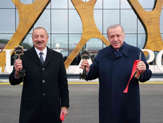 Cumhurbaşkanı Erdoğan ve Aliyev, Füzuli Uluslararası Havalimanı’nın açılışını yaptı