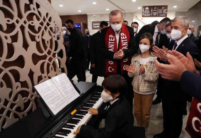 Cumhurbaşkanı Erdoğan: \