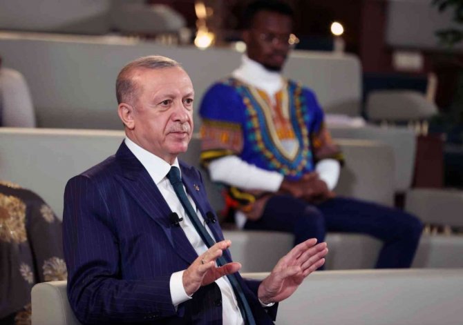 Cumhurbaşkanı Erdoğan’dan Afrikalı gençlere çağrı: \
