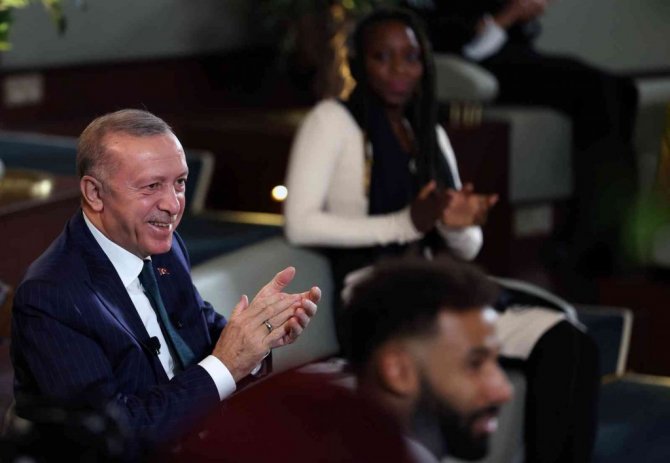 Cumhurbaşkanı Erdoğan’dan Afrikalı gençlere çağrı: \