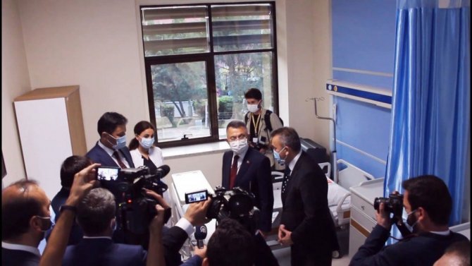 Cumhurbaşkanı Yardımcısı Oktay, Kırgızistan Cumhurbaşkanı Caparov ile görüştü