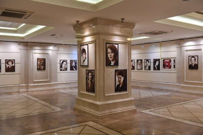 ’Cumhuriyetimizin Öncü Kadınları’ fotoğraf sergisi başkentlilerle buluştu
