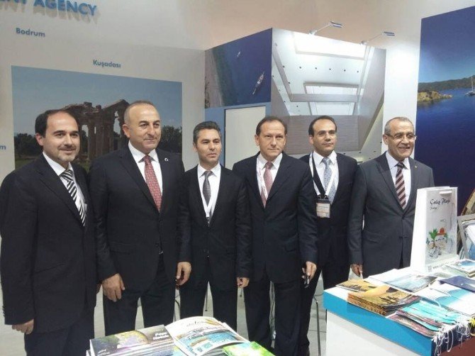 DIŞİŞLERİ BAKANI MEVLÜT ÇAVUŞOĞLU, BERLİN TURİZM FUARI’NDA GÜNEY EGE KALKINMA AJANSI’NIN STANDINI ZİYARET ETTİ.