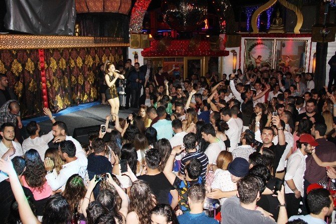 ECE Seçkin Bodrum Sezonunu Açtı