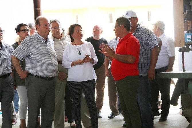 Efeler Belediyesi yenilenen şantiyesini görücüye çıkarttı