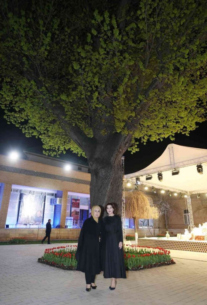 Emine Erdoğan, Özbekistan Cumhurbaşkanı Mirziyoyev’in eşi Ziroat Mirziyoyeva ile görüştü