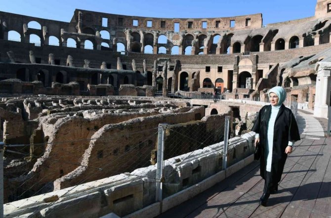 Emine Erdoğan, Roma’da lider eşleriyle tarihi Kolezyum ve Giardino all’İtaliana’yı gezdi