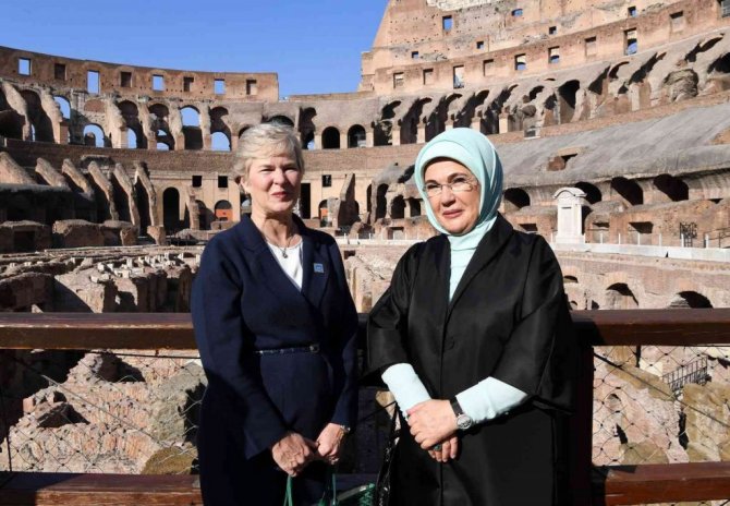 Emine Erdoğan, Roma’da lider eşleriyle tarihi Kolezyum ve Giardino all’İtaliana’yı gezdi