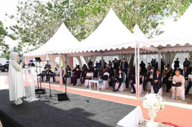 Emine Erdoğan, Togo’da Türkiye Maarif Vakfı Eğitim Kampüsü’nün açılışına katıldı