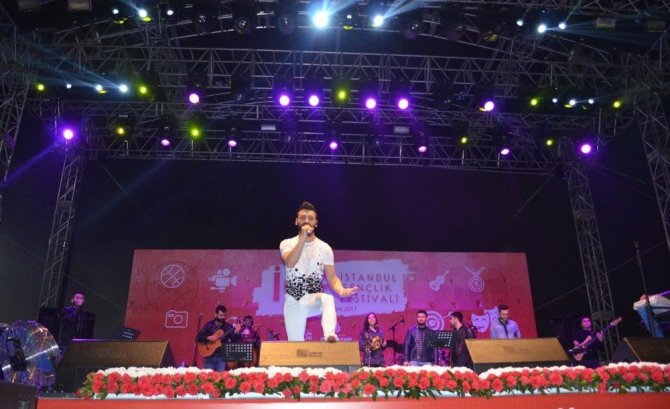 Emre Kaya Yenikapı’yı salladı