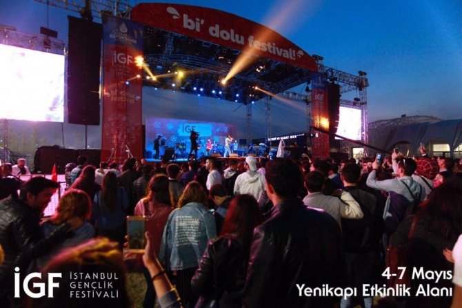 Emre Kaya Yenikapı’yı salladı