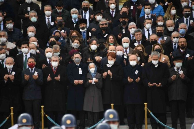 Eski Devlet Bakanı Somuncuoğlu için TBMM’de tören düzenlendi