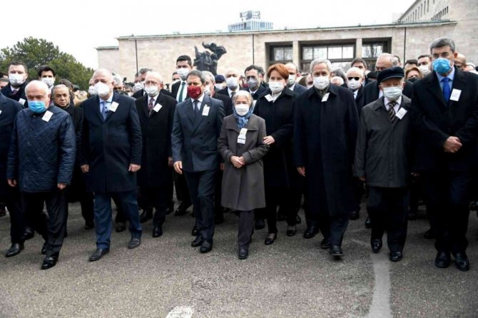 Eski Devlet Bakanı Somuncuoğlu için TBMM’de tören düzenlendi