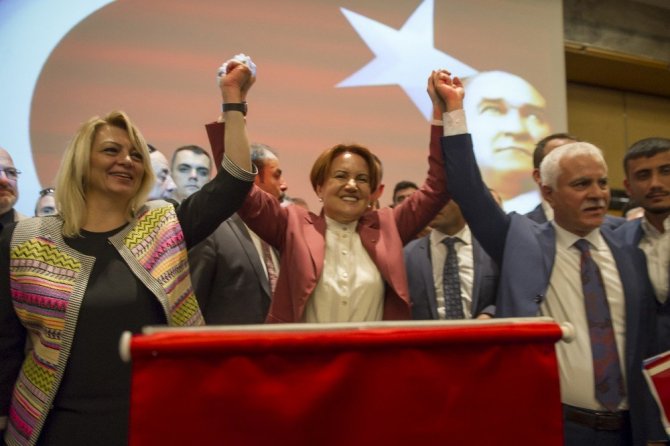 Eski MHP’li Aydın, Meral Akşener’in partisine katılacağını açıkladı