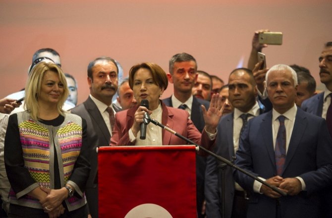 Eski MHP’li Aydın, Meral Akşener’in partisine katılacağını açıkladı