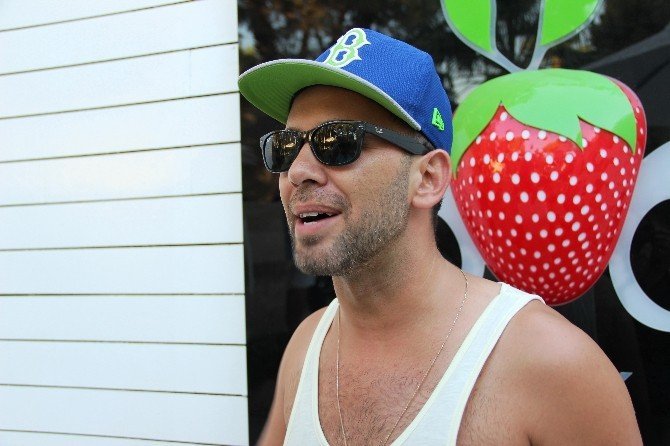 Eski Ortaklar Hande Yener Ve Berksan Bu Yıl Rakip Oldu