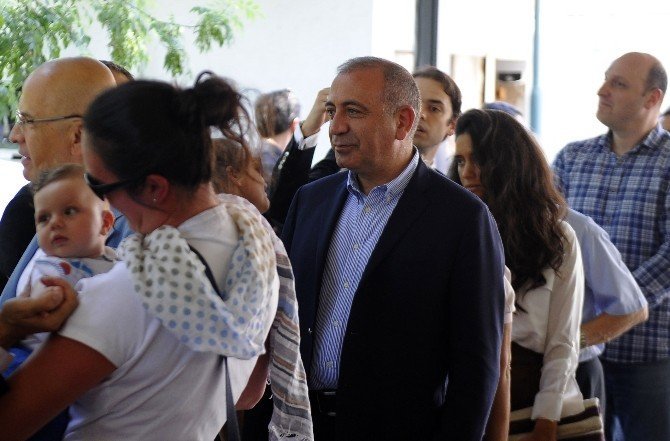Hakkı Devrim Son Yolculuğuna Uğurlanıyor