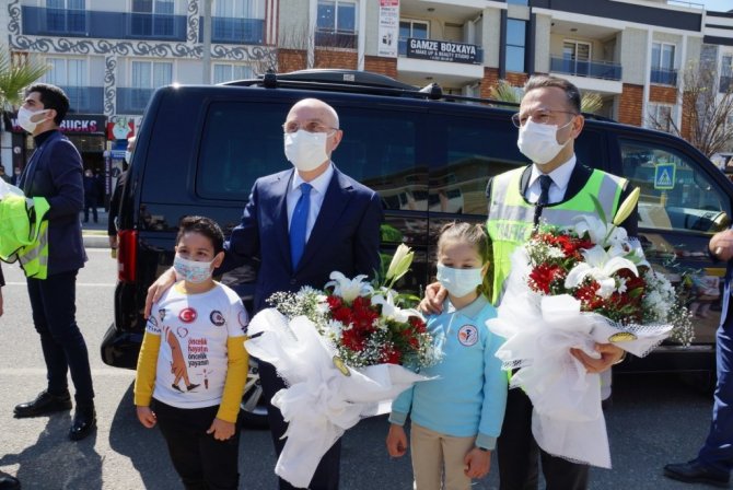 İçişleri Bakan Yardımcısı Erdil, Aydın’da kırmızı çizgiyi çekti