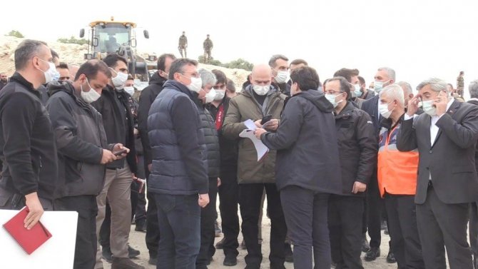 İçişleri Bakanı Süleyman Soylu İdlib’de