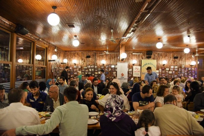 İpek Tanrıyar, iftarda baygınlık geçirdi