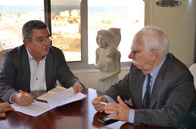 İŞADAMI HÜSEYİN ARABUL, KUŞADASI EĞİTİM GELİŞTİRME VAKFI (KEGEV) BAŞKANI ŞEFİK SÖZER İLE BELEDİYE BAŞKANI ÖZER KAYALI, KUŞADASI’NA MÜZE VE KÜLTÜR MERKEZİ KAZANDIRMAK İÇİN PROTOKOL İMZALADI.