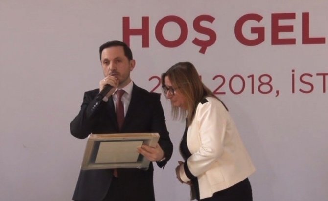 Ticaret BakanÄ± Pekcan'Ä±n gÃ¶zyaÅlarÄ± ile ilgili gÃ¶rsel sonucu