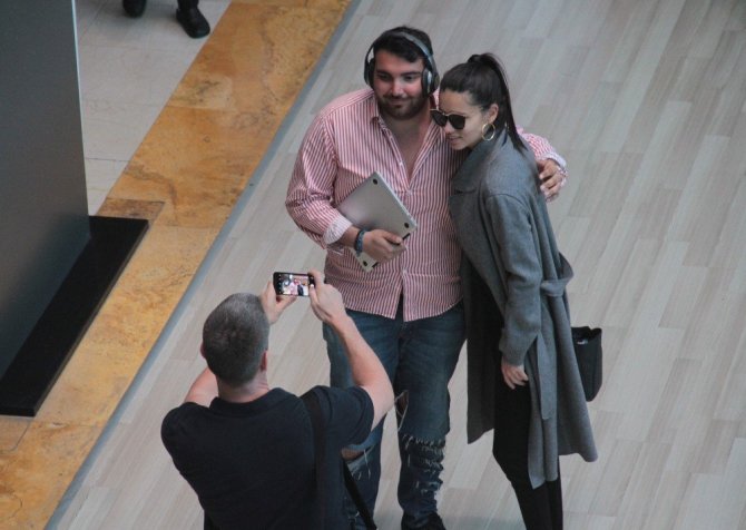 İstanbul’da uçağını kaçıran Adriana Lima bir gün gecikmeyle Miami’ye gitti