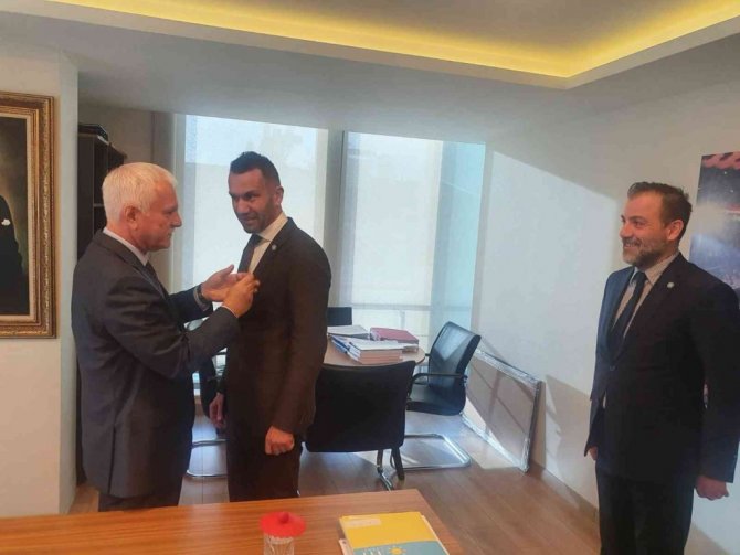 İYİ Parti Zonguldak İl yöneticileri partilerinden istifa etti