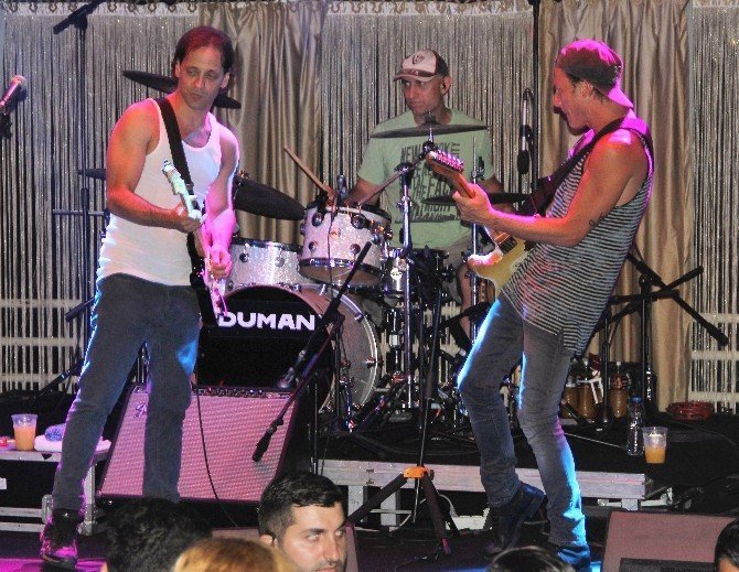 Kaan Söyledi Kıvılcım Oynadı