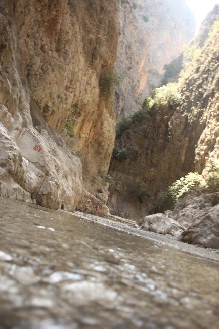 Kartpostallık Saklıkent Kanyonu Ziyaretçi Akınına Uğruyor