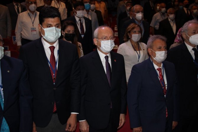 Kılıçdaroğlu, Aydın’da Kanaat Önderleri Toplantısı’na katıldı
