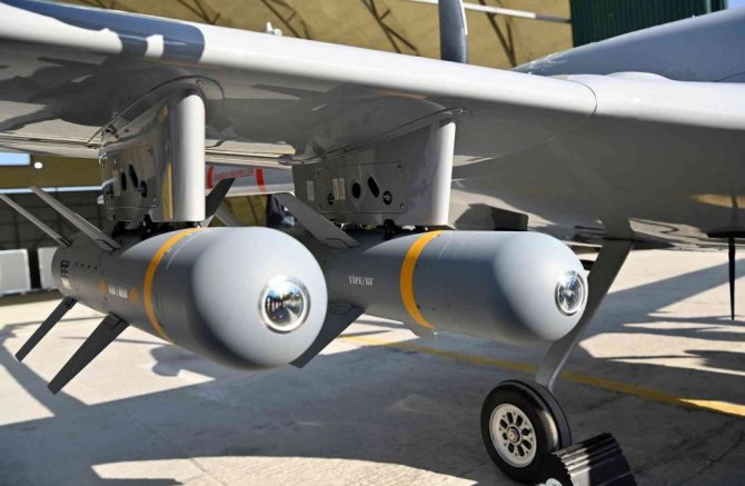 Kırgızistan, Bayraktar TB2’lerini teslim aldı