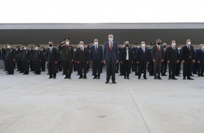 KKTC’nin 38’inci kuruluş yıl dönümü tören ve kutlamaları başladı