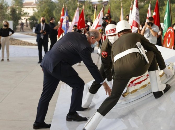 KKTC’nin 38’inci kuruluş yıl dönümü tören ve kutlamaları başladı