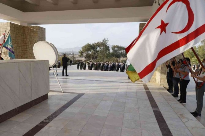 KKTC’nin 38’inci kuruluş yıl dönümü tören ve kutlamaları başladı