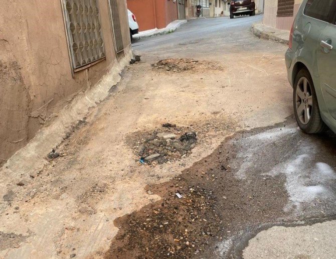 Konak Belediyesine yol tepkisi: \