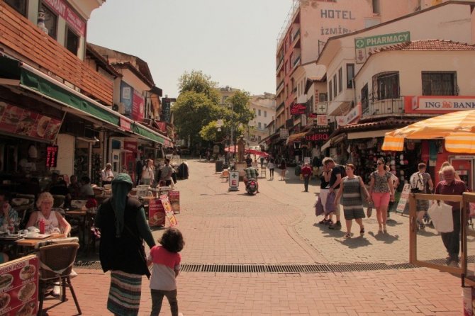 Kuşadası afet bölgesi ilan edilmeli
