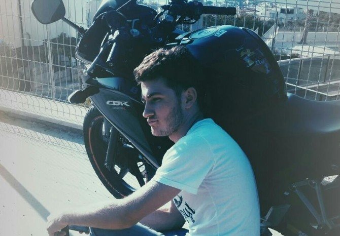 Kuşadası’nda Motosiklete Çarpıp Kaçan Otomobilin Sahibi Yakalandı
