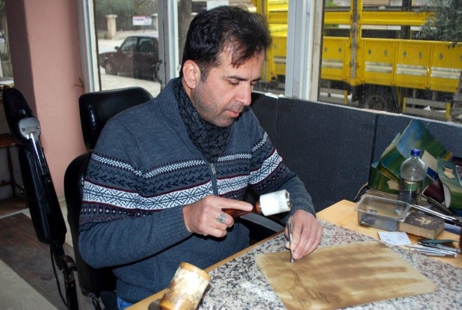 Manisa’da 3 engelliye ’devlet sanatçısı’ onuru