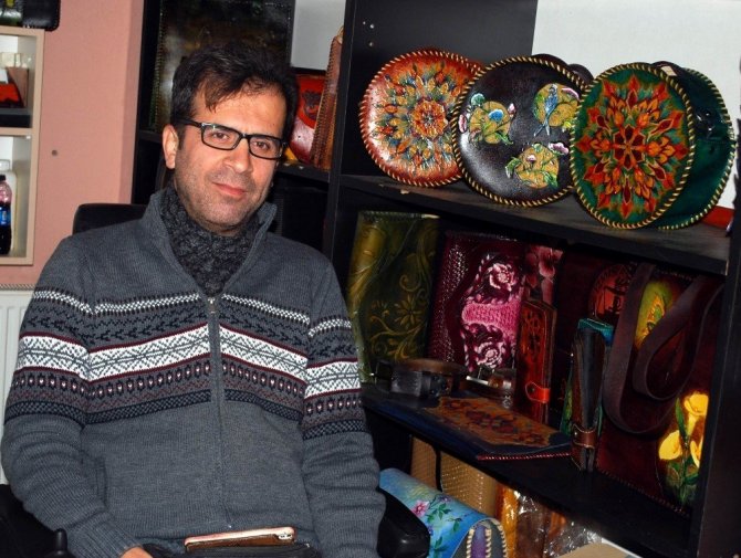 Manisa’da 3 engelliye ’devlet sanatçısı’ onuru