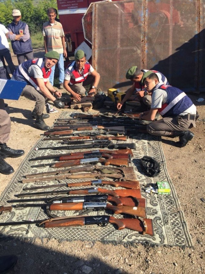 22 adet av tÃ¼feÄiyle birlikte yakalandÄ± ile ilgili gÃ¶rsel sonucu